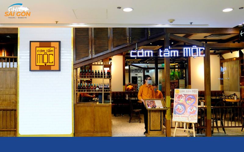 cơm tấm mộc