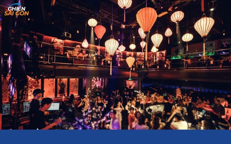 Review Lush Saigon Bar: Điểm hẹn giải trí sôi động giữa Sài Gòn - Ghiền ...