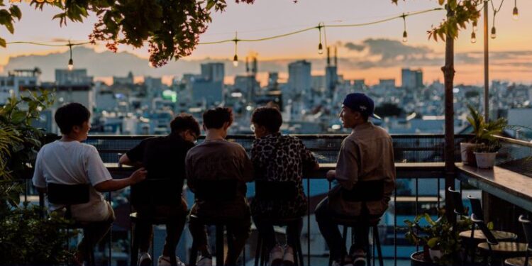 quán cafe mở cửa ngày tết tphcm