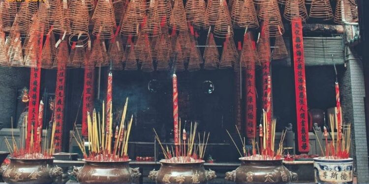 chùa cầu duyên ở sài gòn