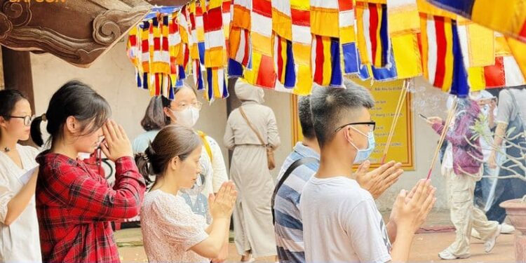 chùa cầu thi cử đỗ đạt ở tphcm