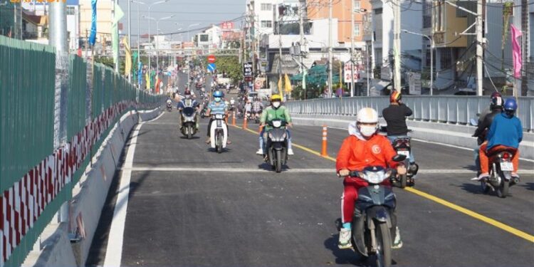 Đường Lê Trọng Tấn - Tuyến đường trọng điểm giữa lòng Sài Gòn 5 đường lê trọng tấn