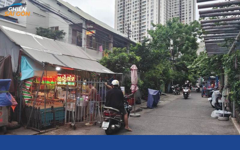 Review cơm da gà Nga - Món ngon giòn rụm “gây nghiện” Sài Gòn 6 cơm da gà nga