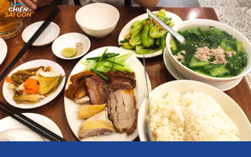 Review mới nhất về quán Cơm gà Hồng Xương nổi tiếng Quận 1 9 cơm gà hồng xương