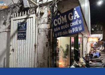 cơm gà lý tự trọng