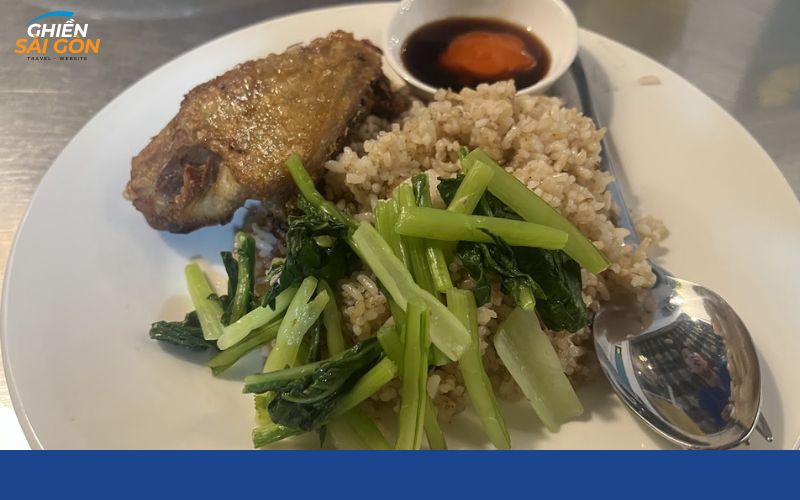 Review mới nhất về quán cơm gà Lý Tự Trọng lâu đời tại Quận 1 11 cơm gà lý tự trọng