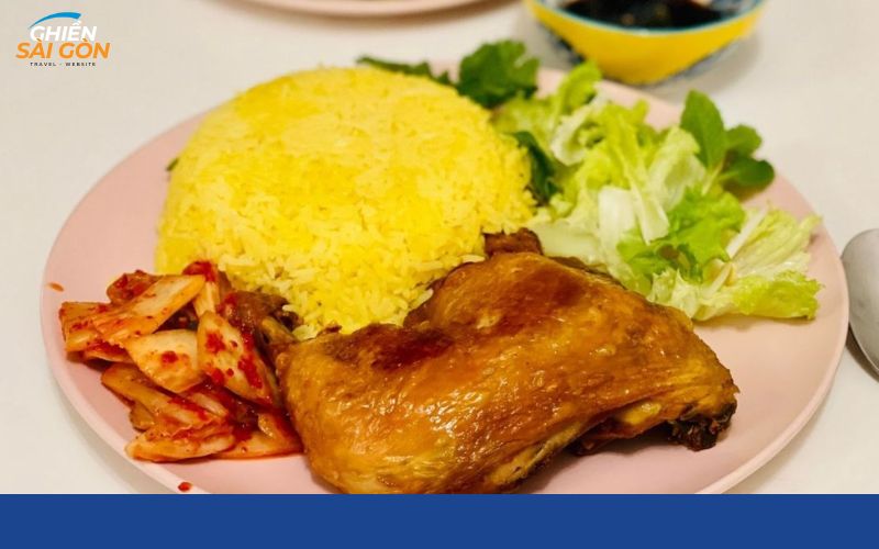 Review mới nhất về quán Cơm Gà Nũng Nịu Gò Vấp “gây tranh cãi”? 11 cơm gà nũng nịu