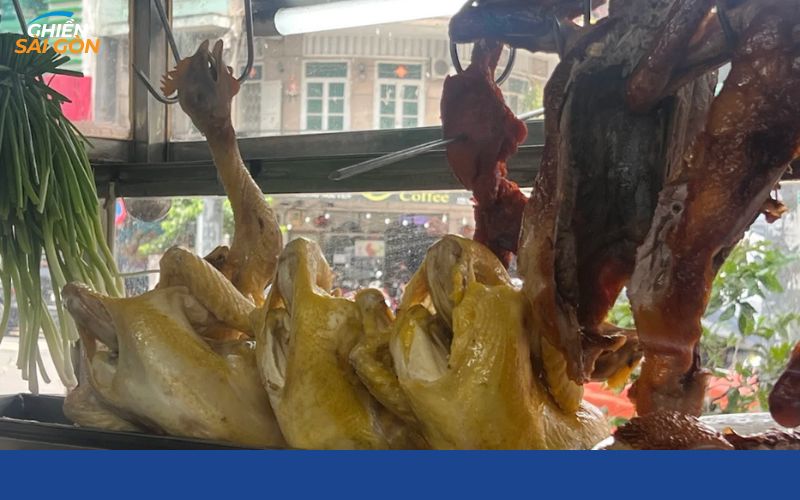 cơm gà quận 5