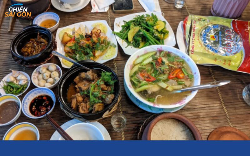 Review cơm niêu Hoa Sữa - Hương vị quê nhà giữa lòng Sài Gòn 7 cơm niêu hoa sữa