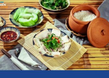 cơm niêu làng tre