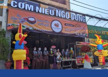 cơm niêu ngô đồng