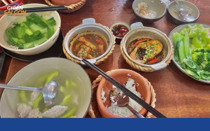 Top 5 quán cơm niêu Quận 1 ngon khó cưỡng, ăn là ghiền! 9 cơm niêu quận 1