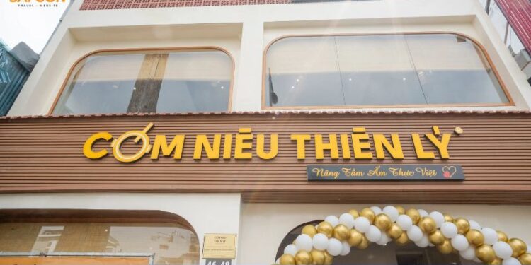 cơm niêu thiên lý