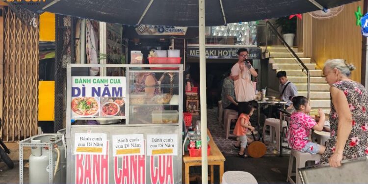 bánh canh cua dì năm