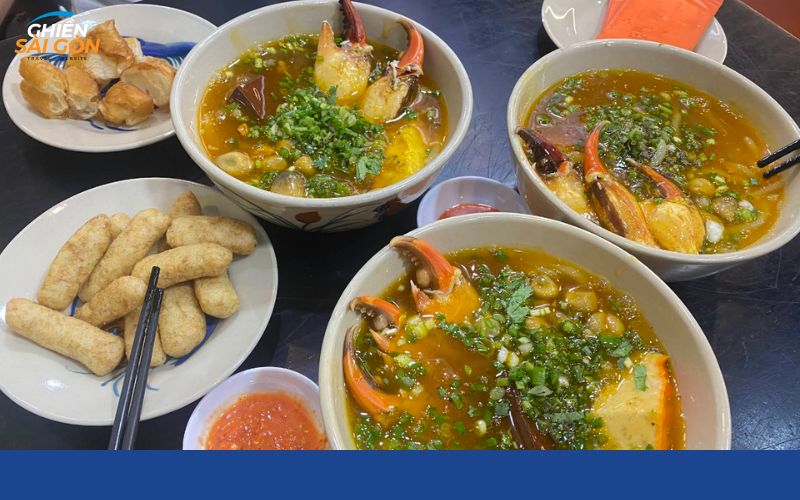 Review mới nhất về quán bánh canh cua Út Thảo Quận 1 nổi tiếng 8 bánh canh cua út thảo