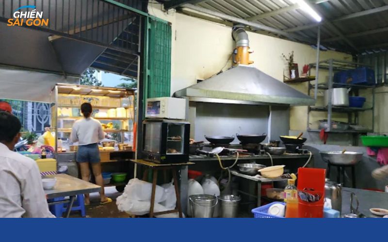 Review cơm gà Út Minh - Quán cơm ngon rẻ tại Bình Thạnh 6 cơm gà út minh