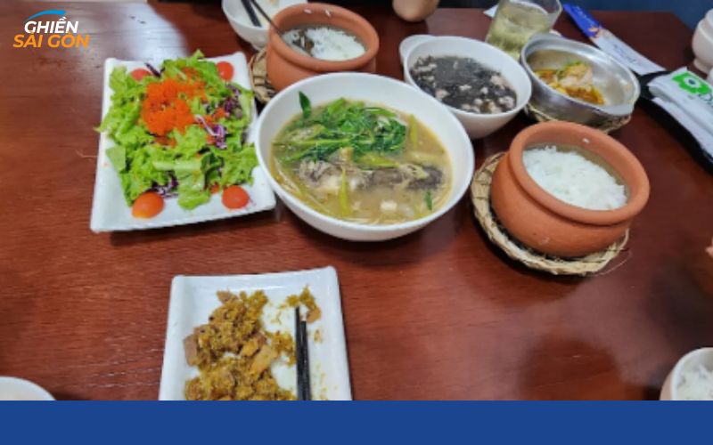 cơm niêu phương nam