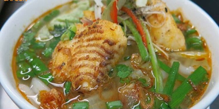 Review bánh canh cá lóc Ba Duy - Quán nhỏ đông khách tại Gò Vấp 6 bánh canh cá lóc ba duy