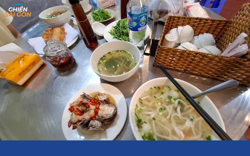 Review chi tiết quán Bánh Canh Cá Lóc Em Tôi đậm vị miền Trung 10 bánh canh cá lóc em tôi