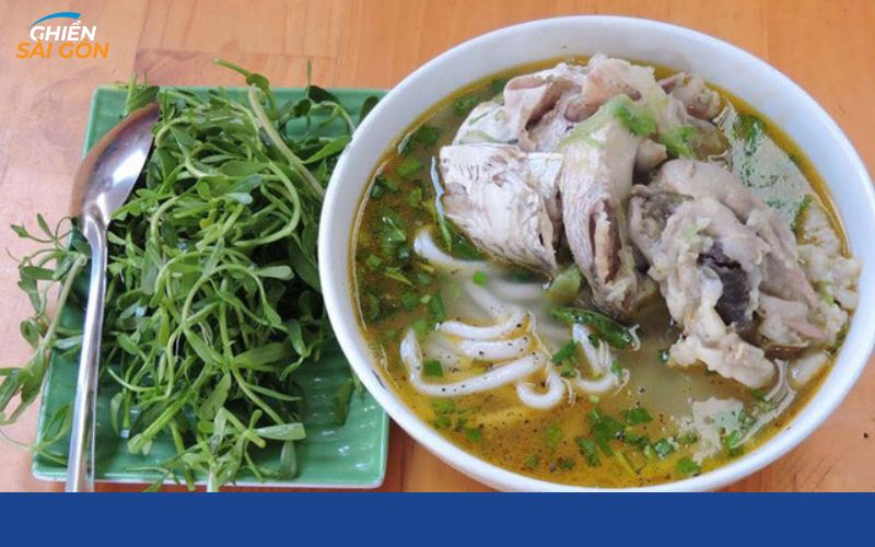 bánh canh cá lóc quận 10
