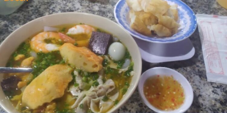 Review mới nhất về quán bánh canh cua gia truyền Cô Đào 5 Bánh canh cua gia truyền Cô Đào
