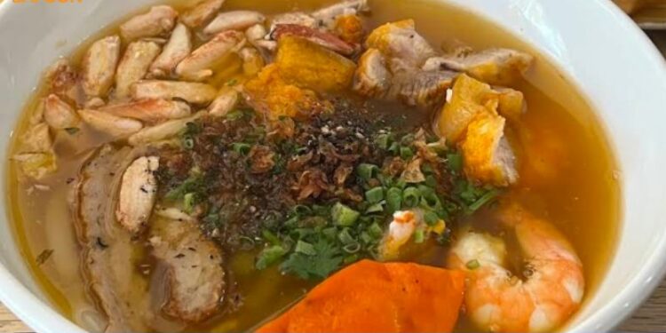 Bánh Canh Cua Kim Ngân Chợ Gò Vấp