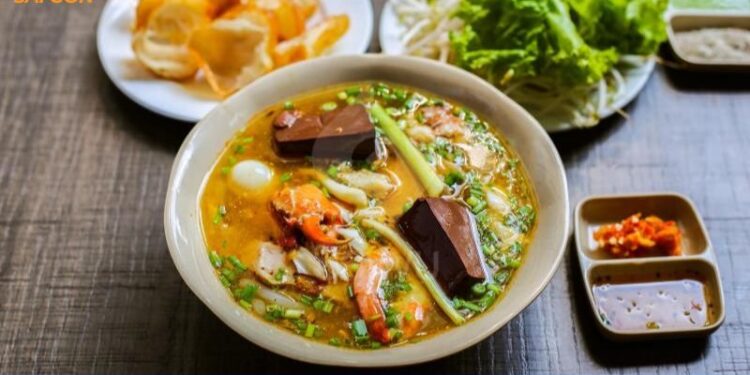 bánh canh cua quận 11