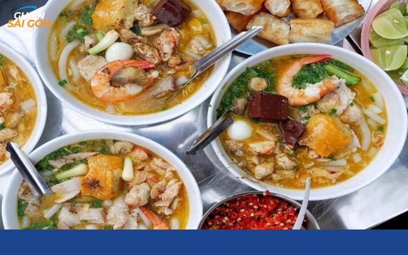 bánh canh cua quận 3
