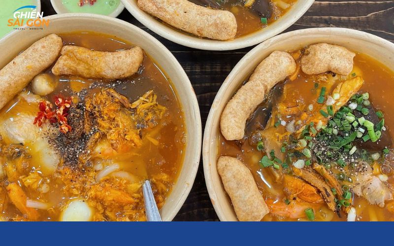 bánh canh cua quận 4