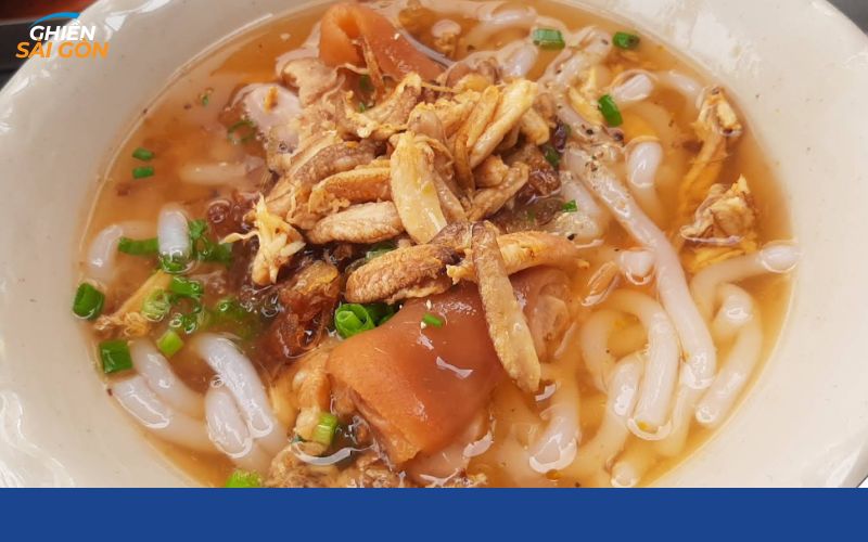 bánh canh cua quận 8