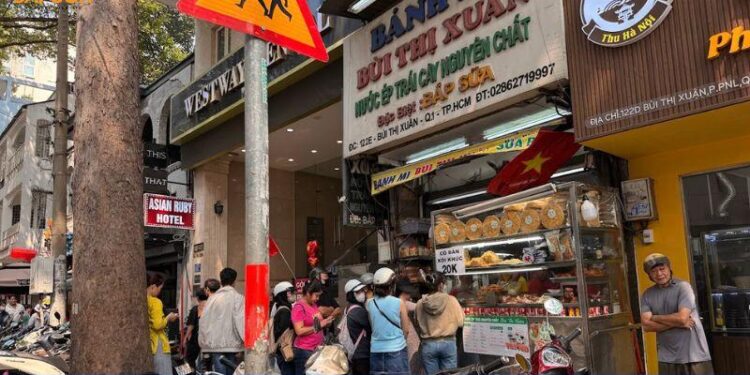 bánh mì bùi thị xuân