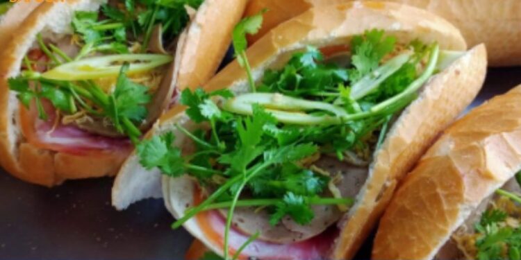 bánh mì phú nhuận