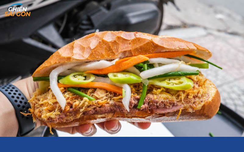 bánh mì quận 1