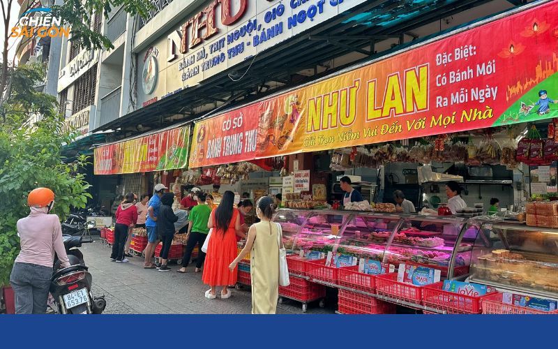 bánh mì quận 1