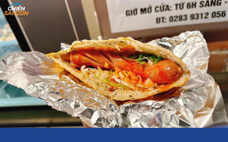 Review mới nhất về tiệm bánh mì Tràng Thi lâu năm tại Quận 3 11 bánh mì tràng thi