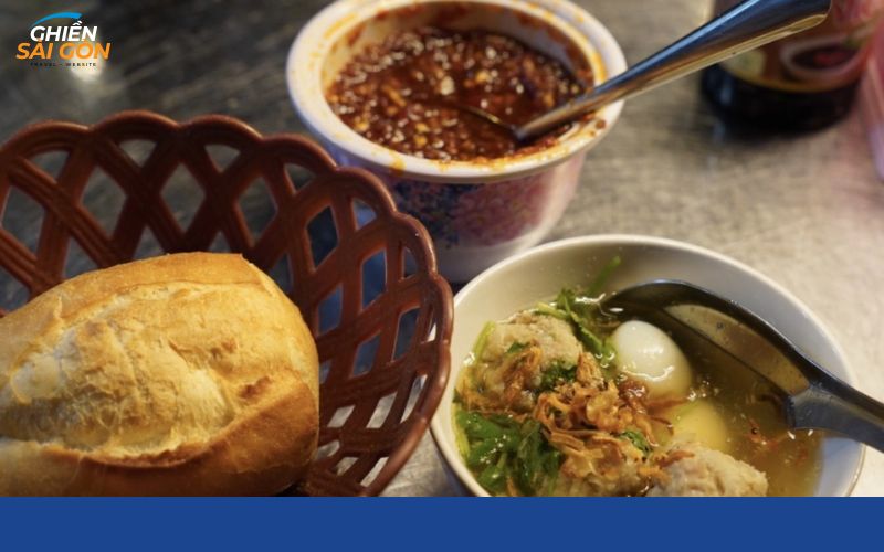 Top 5 tiệm bánh mì xíu mại Sài Gòn ngon rẻ, đắt khách nhất 7 bánh mì xíu mại sài gòn