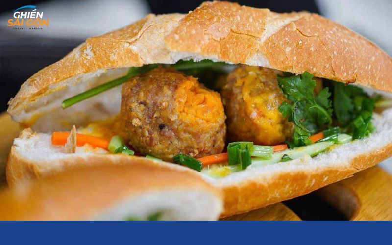 Top 5 tiệm bánh mì xíu mại Sài Gòn ngon rẻ, đắt khách nhất 8 bánh mì xíu mại sài gòn