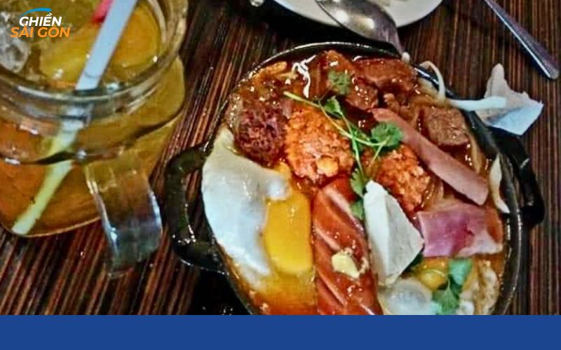 Review bánh mì chảo cô 3 Hậu – Tiệm ăn sáng đông khách ở Gò Vấp 9 bánh mì chảo cô 3 hậu