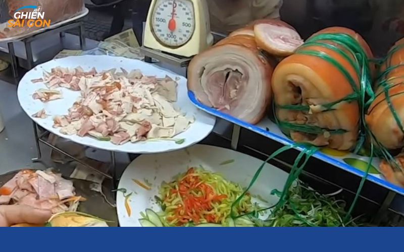 Review mới nhất về tiệm bánh mì chị Hồng ngon - chất lượng 7 bánh mì chị hồng