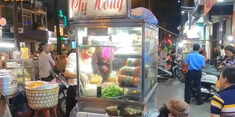 bánh mì chị hồng