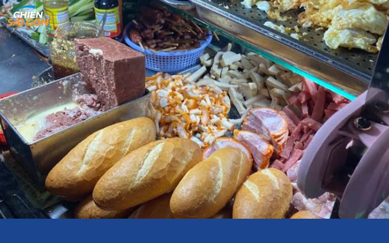 Review mới nhất về tiệm bánh mì Thuận Thảo - Có nên trải nghiệm? 8 bánh mì thuận thảo