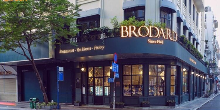 Review mới nhất về tiệm bánh trung thu Brodard: Cập nhật giá 2025 12 bánh trung thu brodard