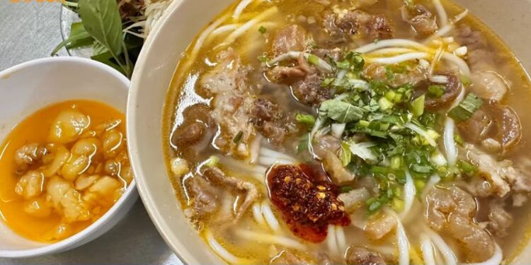 bún bò cô như