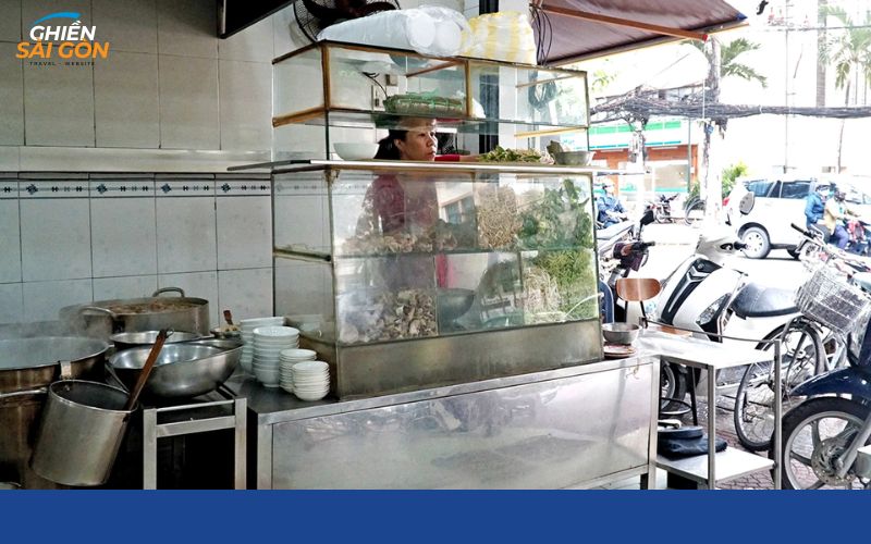 Review quán bún bò Huế 31 tồn tại gần 4 thập kỷ giữa lòng Sài Gòn 8 bún bò huế 31