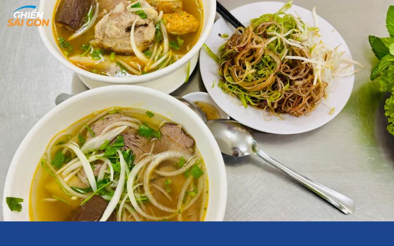 bún bò huế ngự bình