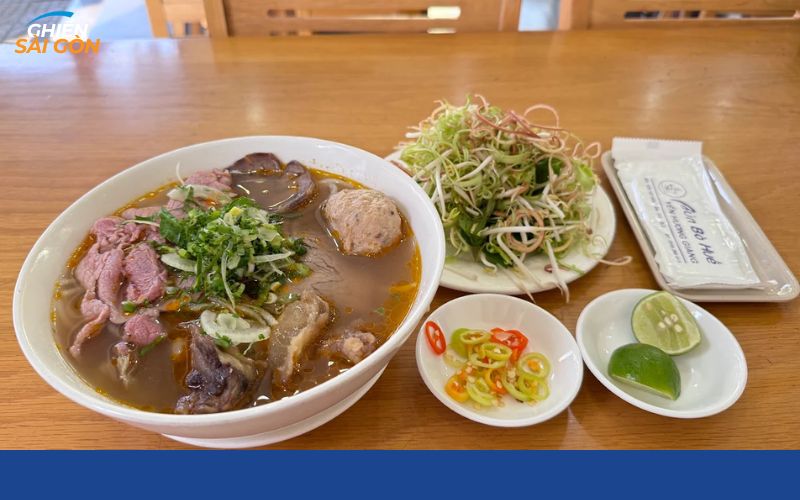 Review mới nhất về quán Bún Bò Huế Yến Hương Giang tại Quận 3 11 bún bò huế yến hương giang