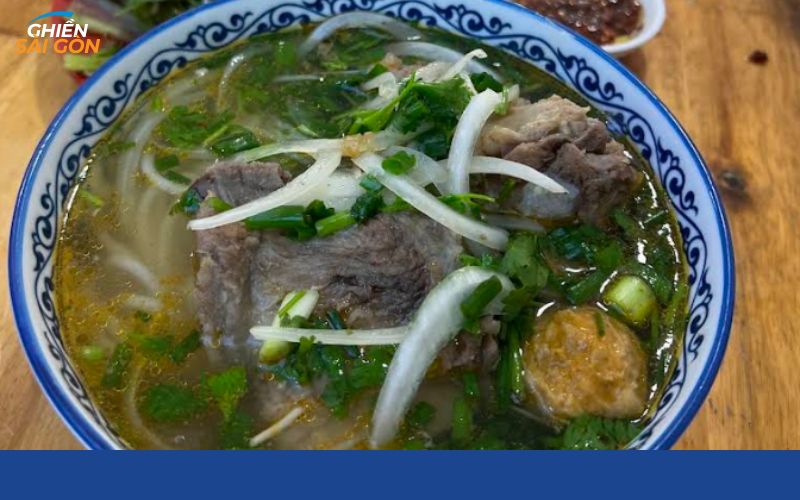 Review mới nhất về quán bún bò Nam Giao tồn tại nhiều năm 10 bún bò nam giao