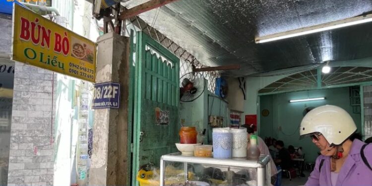 Review mới nhất về quán Bún bò O Liễu đậm vị miền Trung 5 bún bò o liễu