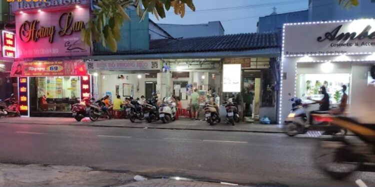 Review mới nhất về quán bún bò Phong Béo đông khách ở Thủ Đức 7 bún bò phong béo