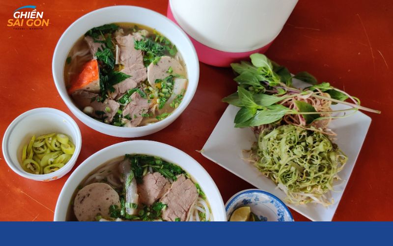 Top 5 quán bún bò quận 2 thơm ngon, đậm đà hương vị miền Trung 8 bún bò quận 2
